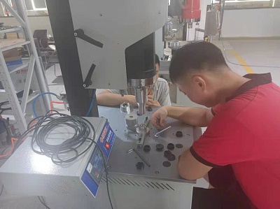 为什么说昕科技的超声波焊接设备发货前一定要先试焊呢 为什么说昕科技的超声波焊接设备发货前一定要先试焊呢